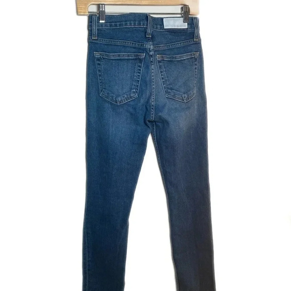 RE/DONE 90s Crop in Mid 70s Wash High Rise Blue Jeans Size 25 - Picture 5 of 12